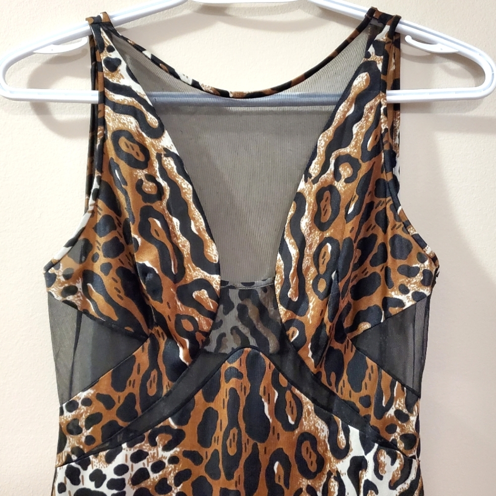 Vintage Linda Lingerie - Sexy sheer cutout panel leopard print negligee - Size S